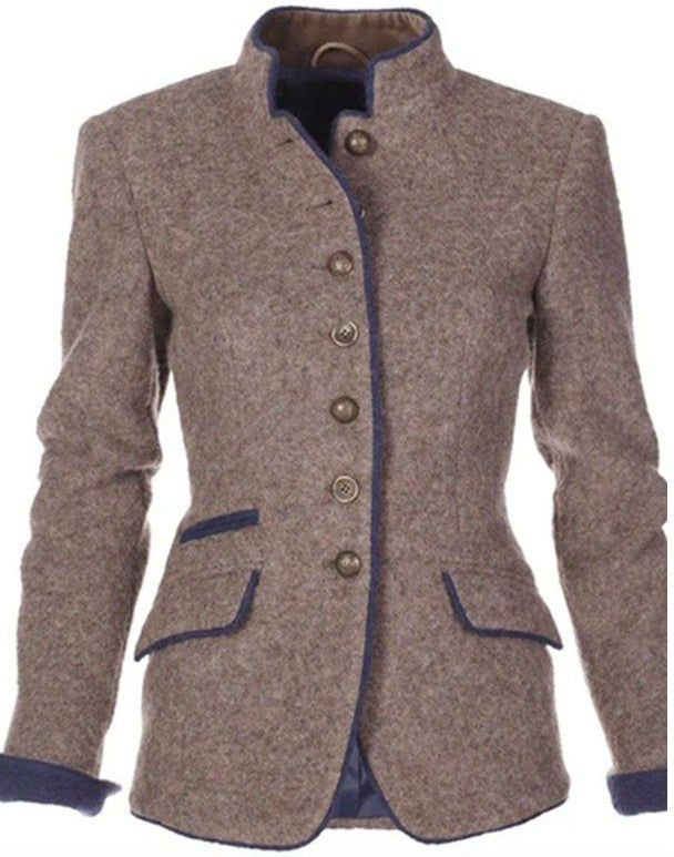 Moderner hellbrauner Damen Blazer mit Langarm. Vielseitige Übergangsjacke, ideal für Herbst-Outfits.