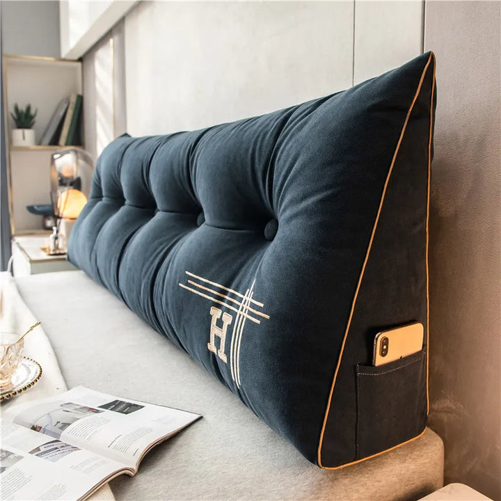 Komfortables Rücken- und Lesekissen für Bett und Sofa, bietet hervorragende Unterstützung.