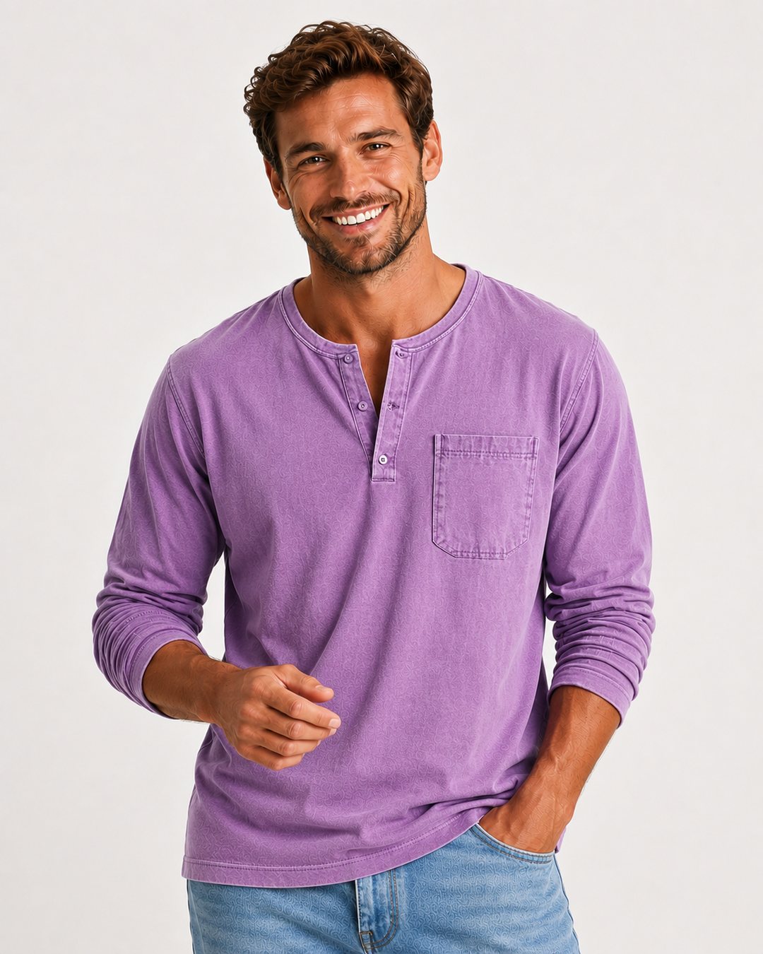Trendiges Herren Henley Langarmshirt, perfekt als Oberteil für Alltag und Freizeit. Hoher Tragekomfort garantiert.