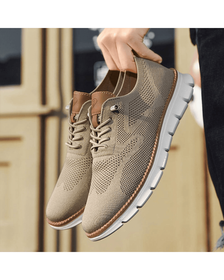 Lässige Herren Sneaker mit orthopädischer Einlegesohle, bietet optimalen Komfort & Fußstütze.
