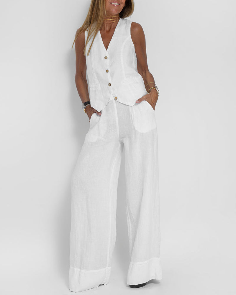 Damen Fashion Set für den Herbst: elegante Weste & bequeme weite Hose als moderner Zweiteiler.