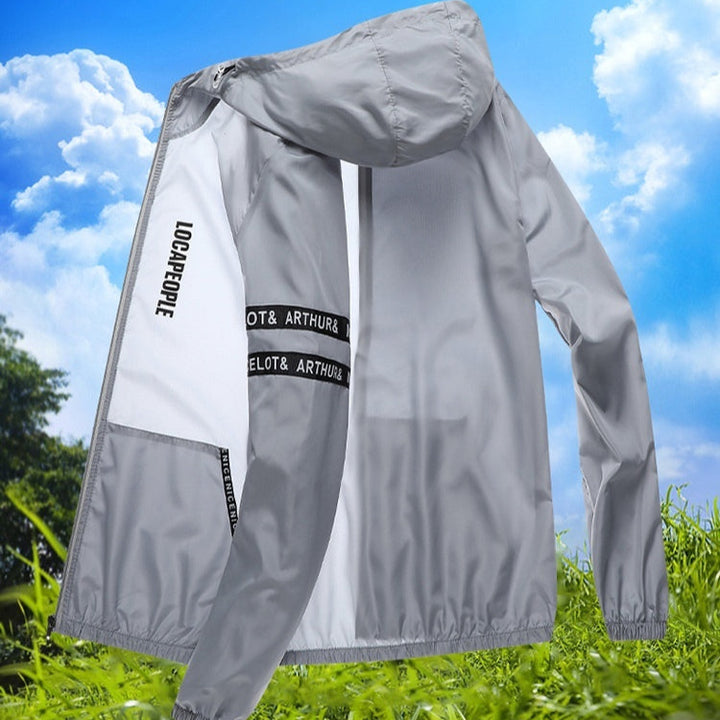 Ganzjährige Herren Outdoorjacke, atmungsaktiv & wasserabweisend. Perfekt für Wandern, Sport & Freizeit.