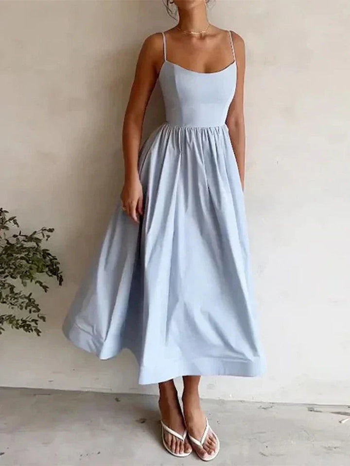 Stilvolles Damenkleid in A-Linie. Elegantes und romantisches Design für einen femininen Look und Komfort.