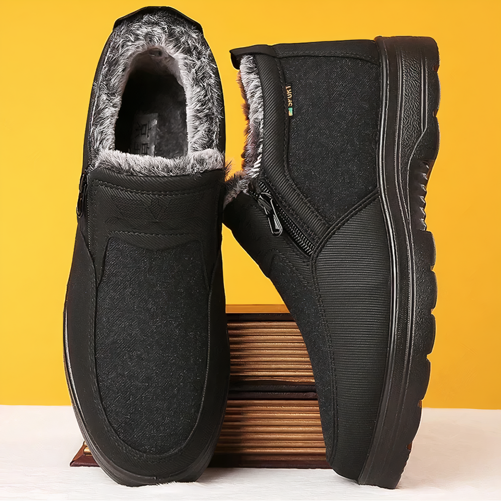 Braune orthopädische Herren Winterstiefel, knöchelhoch, für Gelenkfreundlichkeit und Wärme. Ideal für kalte Tage.