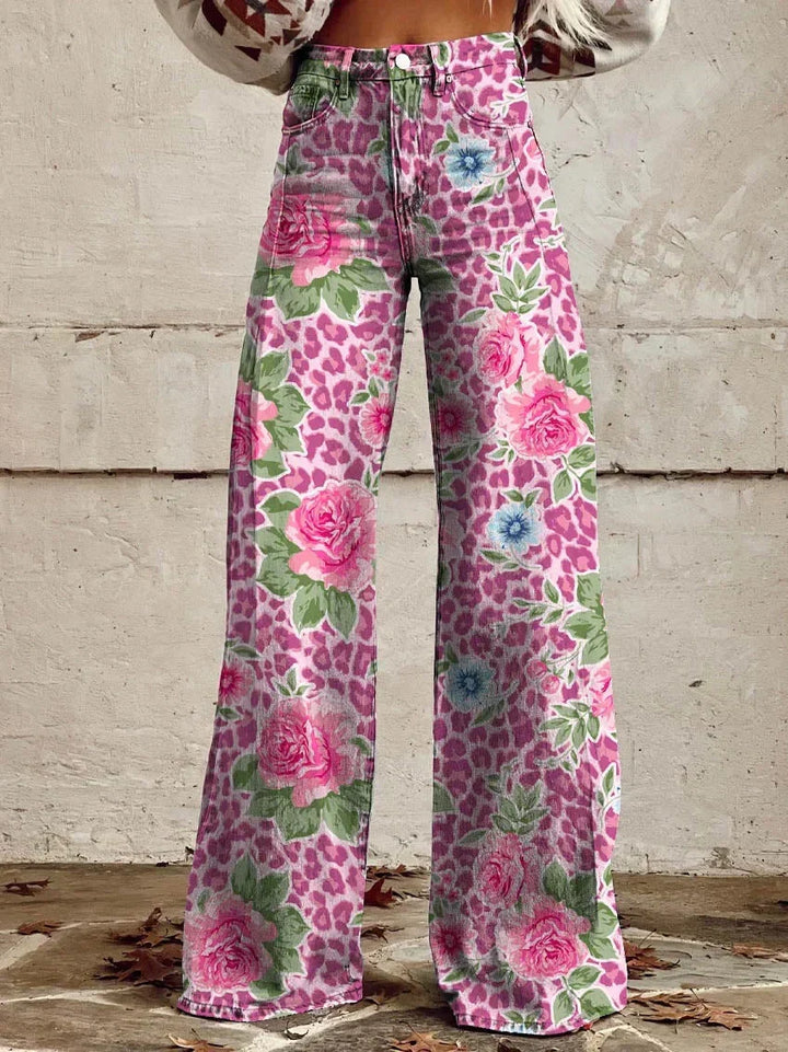 Bequeme Damenhose mit weitem Schnitt und modischem Print. Ideal für entspannte Tage.