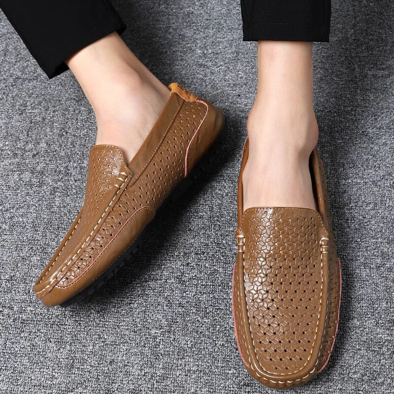 Klassische Herren Freizeitschuhe, bequeme Loafers, stilvoll und vielseitig.
