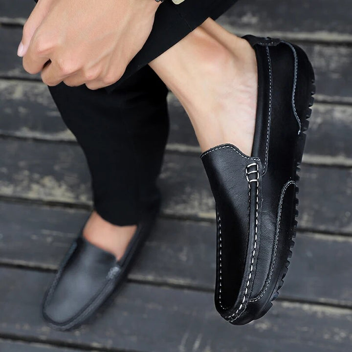 Hochwertige Herren Loafer, klassisch & atmungsaktiv, für langlebigen Komfort.