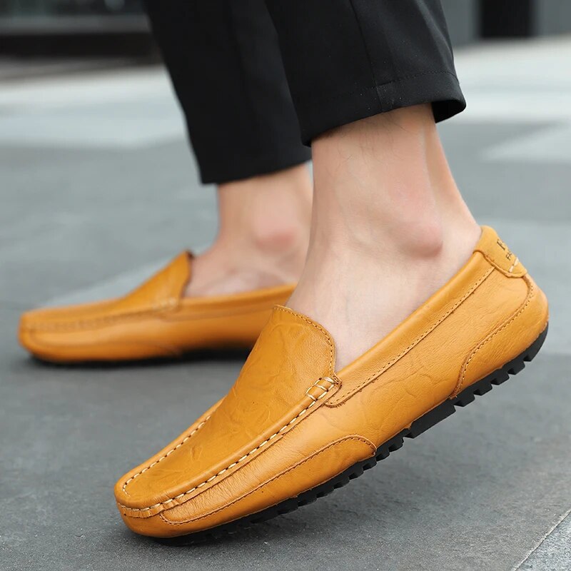 Klassisch-elegante Herren Loafers, bequem & atmungsaktiv, für den Sommer.
