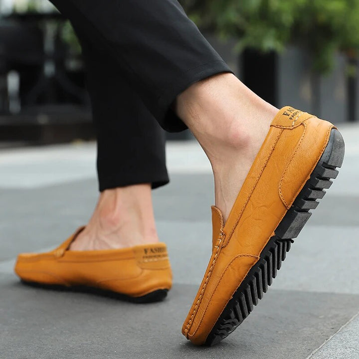 Herren Loafers: Atmungsaktive Slipper, elegant & komfortabel für Büro & Freizeit.