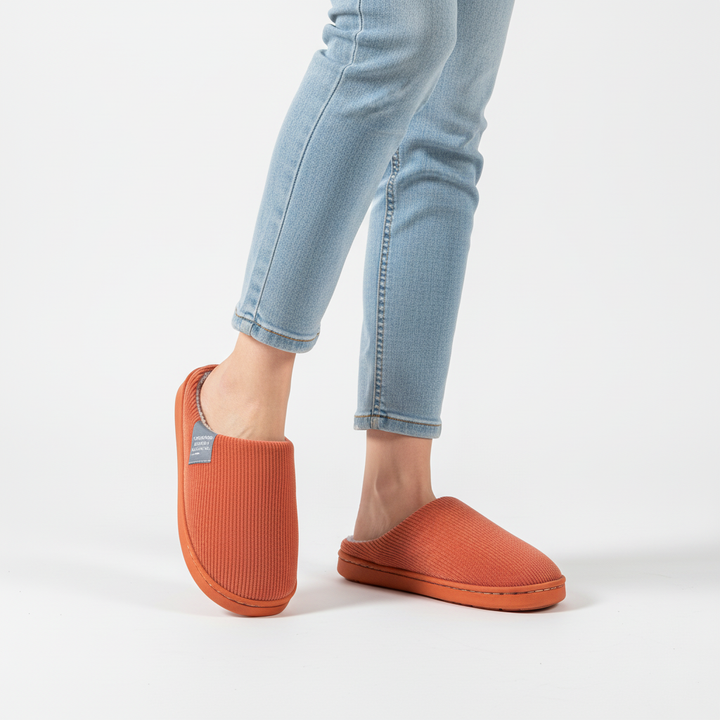Antirutsch Damen RibComfy Hausschuhe. Warme, kuschelige Fußwärmer mit sicherer Sohle für Zuhause.