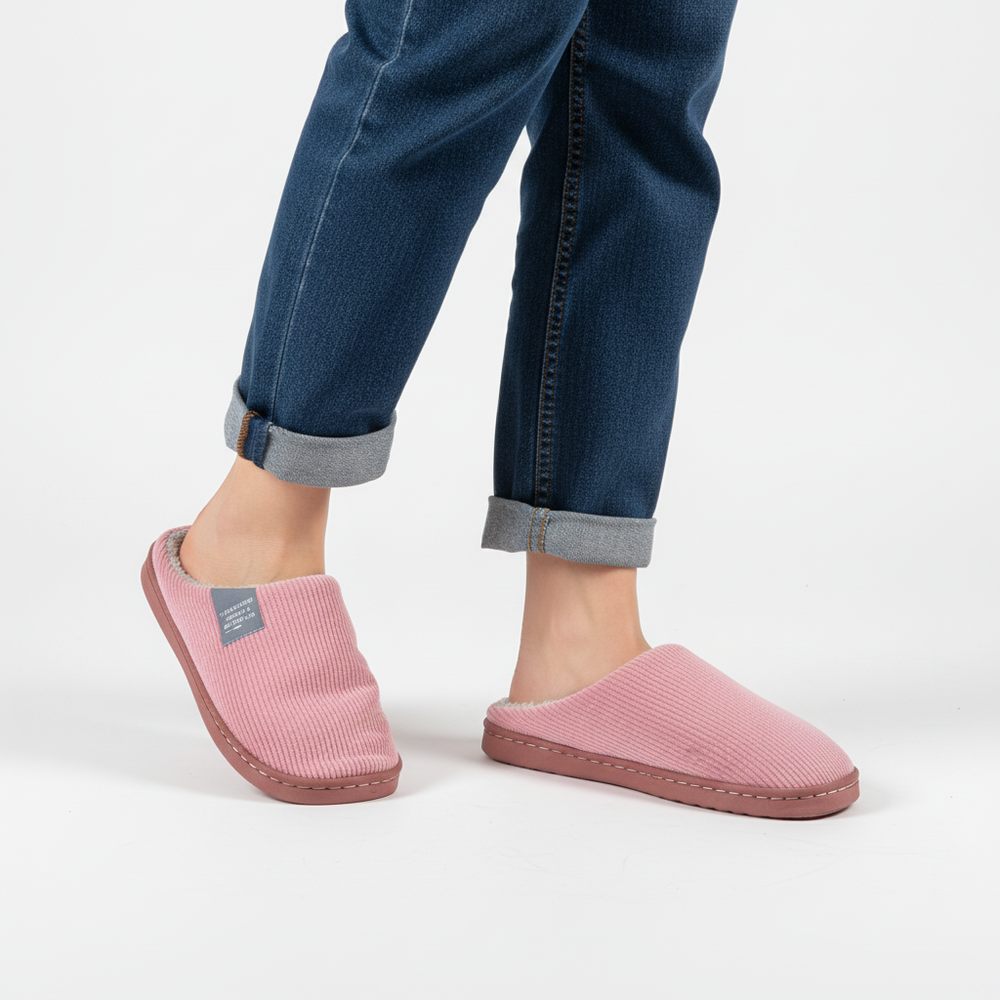 Warme Damen Pantoffeln mit Antirutschsohle RibComfy. Gemütliche Hausschuhe für sicheres Gehen.