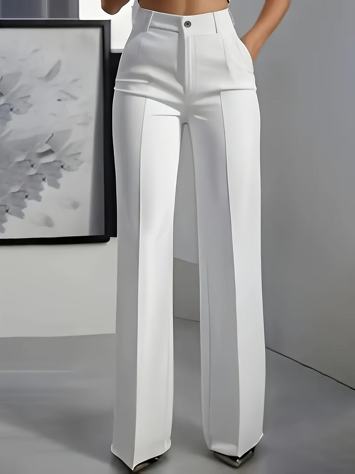 Hochtaillierte Damen Anzughose mit geradem Schnitt für einen eleganten Business-Auftritt.