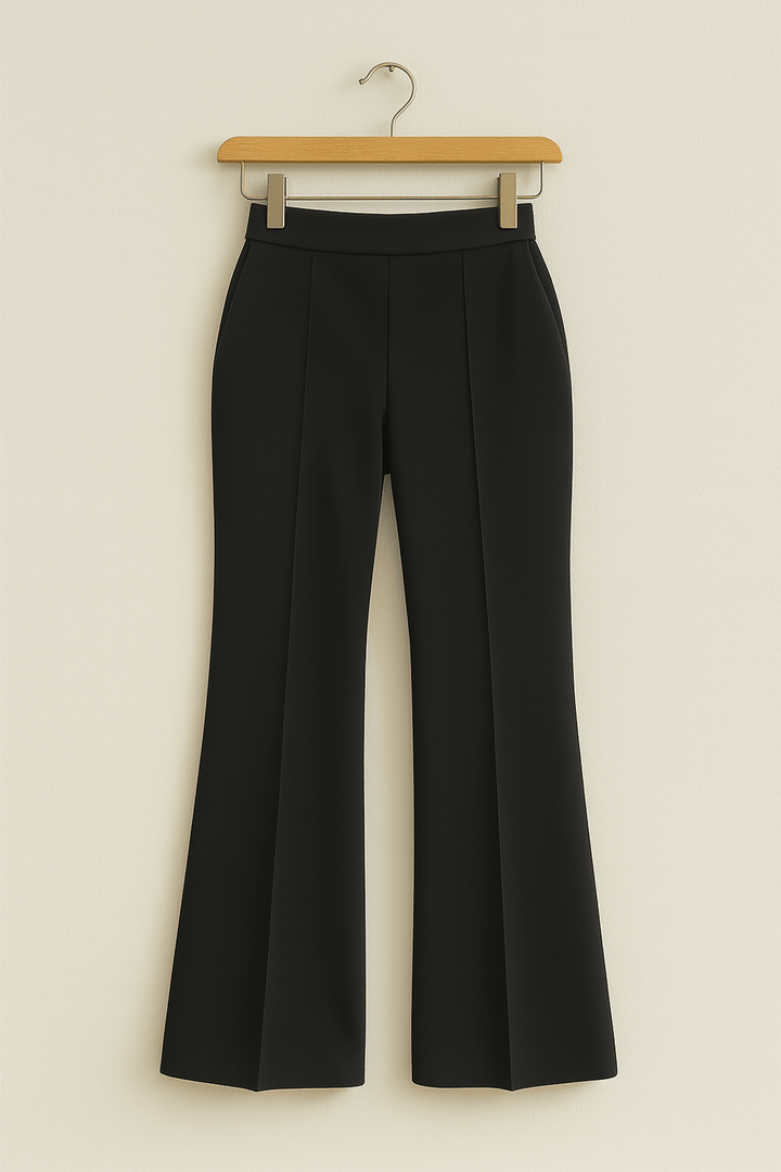 Elegante Damen Hose in Aprikos, hoher Bund & weites Bein. Ideal für Büro, Freizeit und stilvolle Looks.
