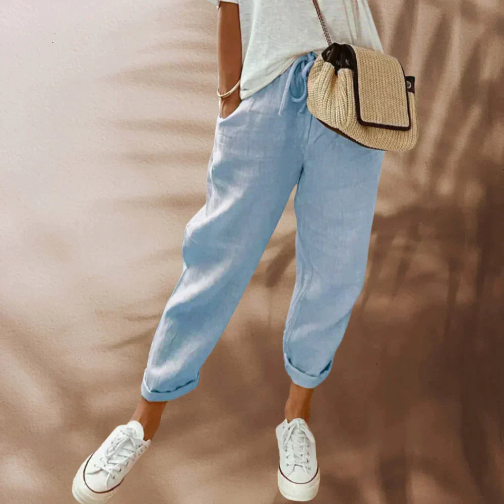 Bequeme Damenhose im trendigen Design, perfekt für den Alltag. Modische & stilvolle Hose für Komfort.