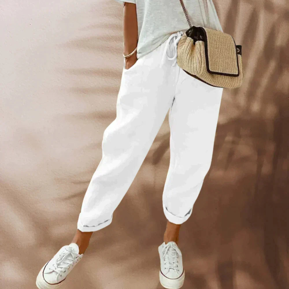 Moderne & elegante Damenhose, super bequem und vielseitig kombinierbar. Stylische Hose für Business & Freizeit.
