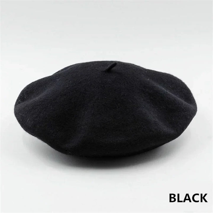 Elegantes Beret für Damen, aus hochwertigem Filz, perfekter Hut für jede Jahreszeit.