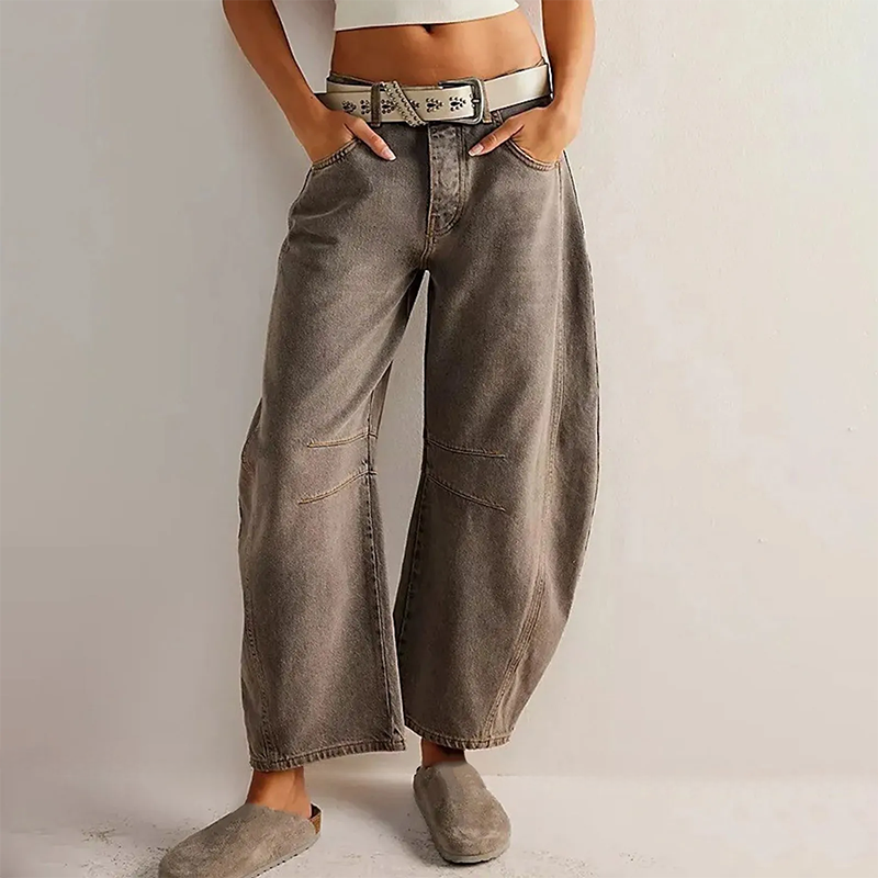 Loose Fit Damenjeans, High Waist Baggy, trendige Weite für einen entspannten Casual Look.