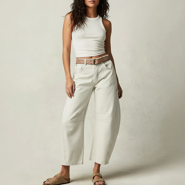 Relaxed Fit Damen Baggy Jeans, High Waist, zeitloser Style, ideal für lässige Outfits.