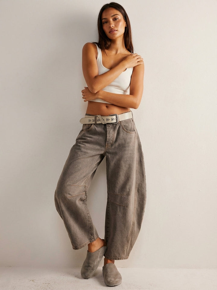 Komfortable Damenjeans, High Waist Baggy Style, weite Hose, perfekt für den Alltag.