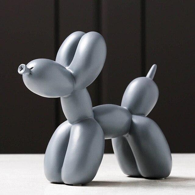Farbenfrohe Ballonhund Figur, stilvolles Kunstwerk und moderne Dekoration für jedes Regal.