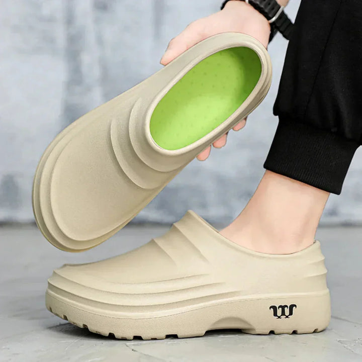 AquaStep Komfort Clogs: Wasserdicht, orthopädisch, rutschfest. Ultimativer Halt & Bequemlichkeit für alle.