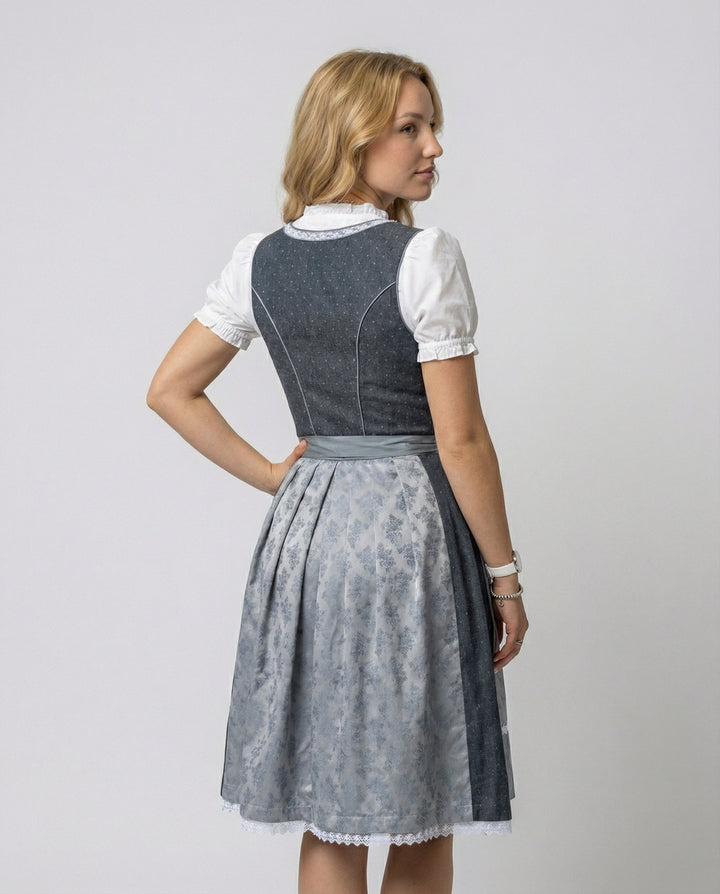 Bequemes Damen-Dirndl, traditionell und mädchenhaft. Polyester Trachtenkleid für Oktoberfest & Volksfeste in Bayern.