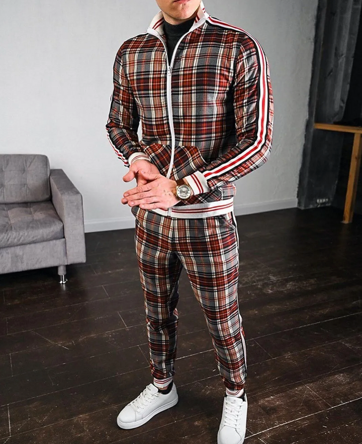 Herren Zweiteiler Trainingsset mit stilvollem Karomuster. Ein vielseitiges Outfit für sportliche Herren.