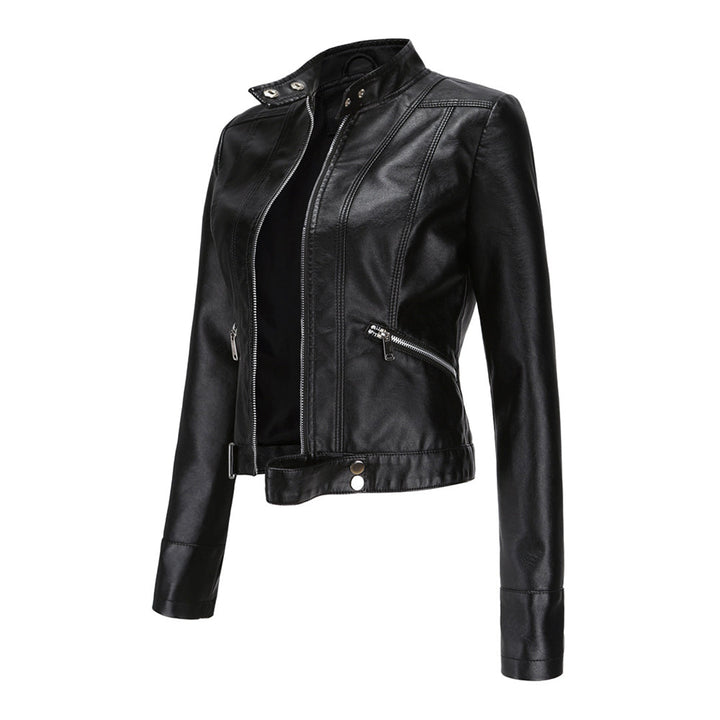 Vielseitige Damen Lederjacke, klassischer Schnitt. Eine stilvolle Wahl für den Alltag im Frühling und Herbst.