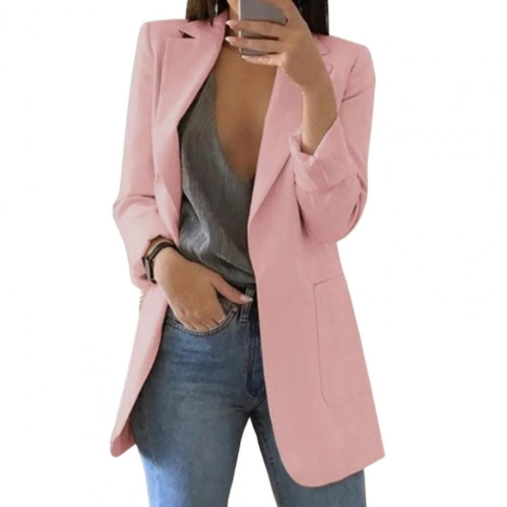 Langer Damen Blazer mit offener Front und klassischem Reverskragen. Vielseitiger, eleganter Schnitt für jeden Anlass.