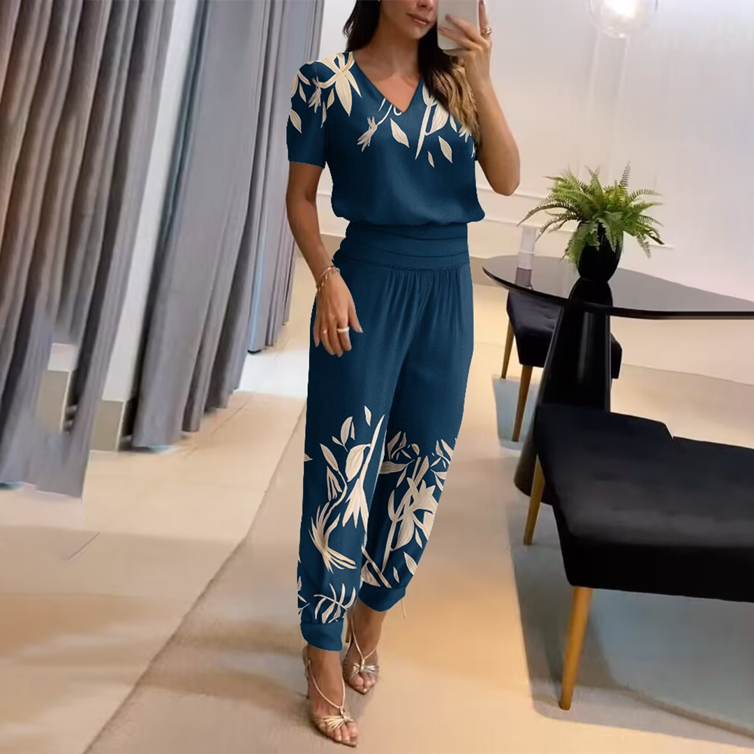 Modischer Damen Jumpsuit mit elegantem Druck, lockere Passform für stilvolle Sommer- und Herbsttage.