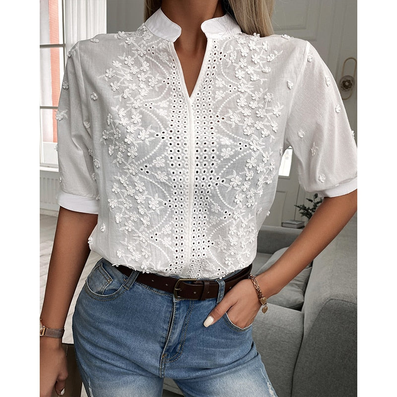 Elegante, stilvolle Damenbluse für Business & Freizeit. Bequemes Oberteil für Frauenmode.