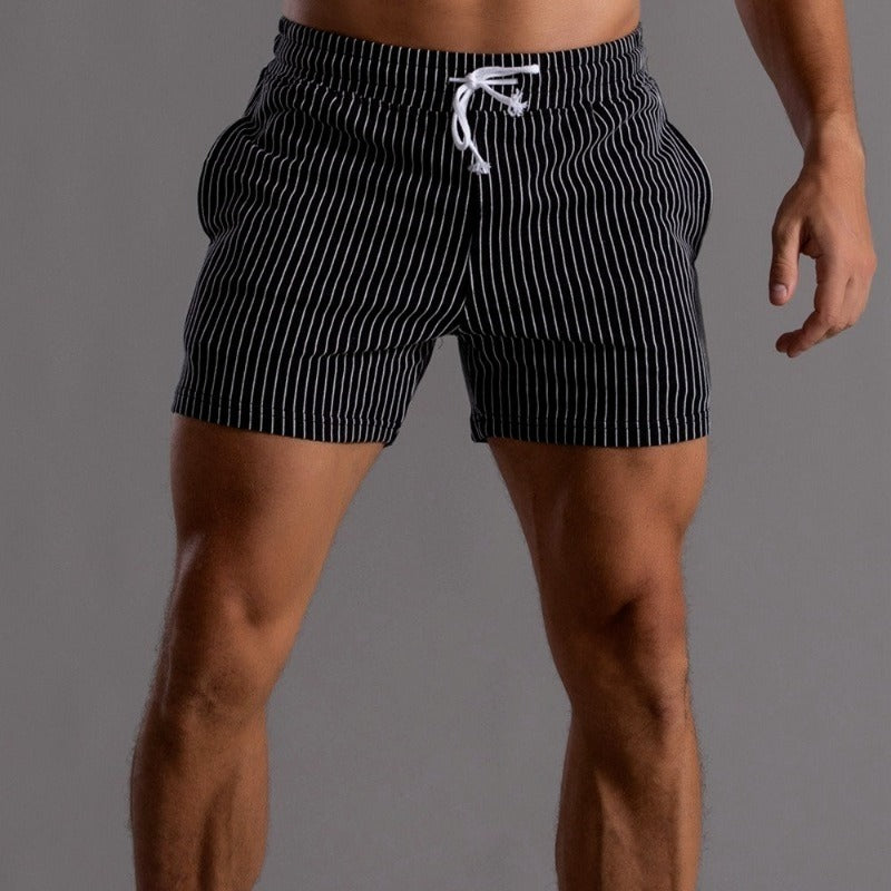 Hochwertige Herren Badeshorts Niko aus Ripstop, kurz und bequem für alle Wasseraktivitäten.
