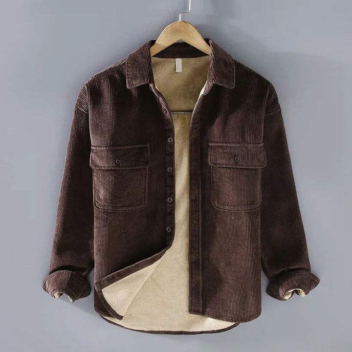 Warme Herren-Cordjacke als Übergangs- & Winterjacke mit stilvoller Knopfleiste.
