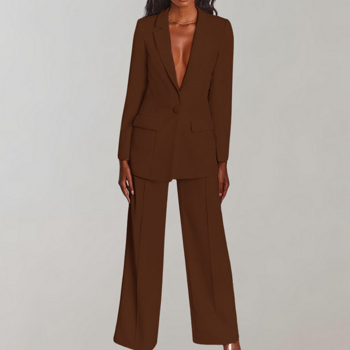 Komfortables Damen-Blazer-Hosenset, modisch & vielseitig für jeden Anlass.