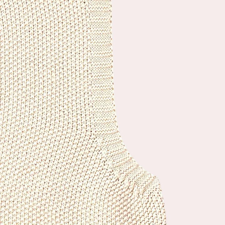 Vielseitige Damen Hüft Strickjacke in ansprechender Optik, geeignet für Damenmode das ganze Jahr.