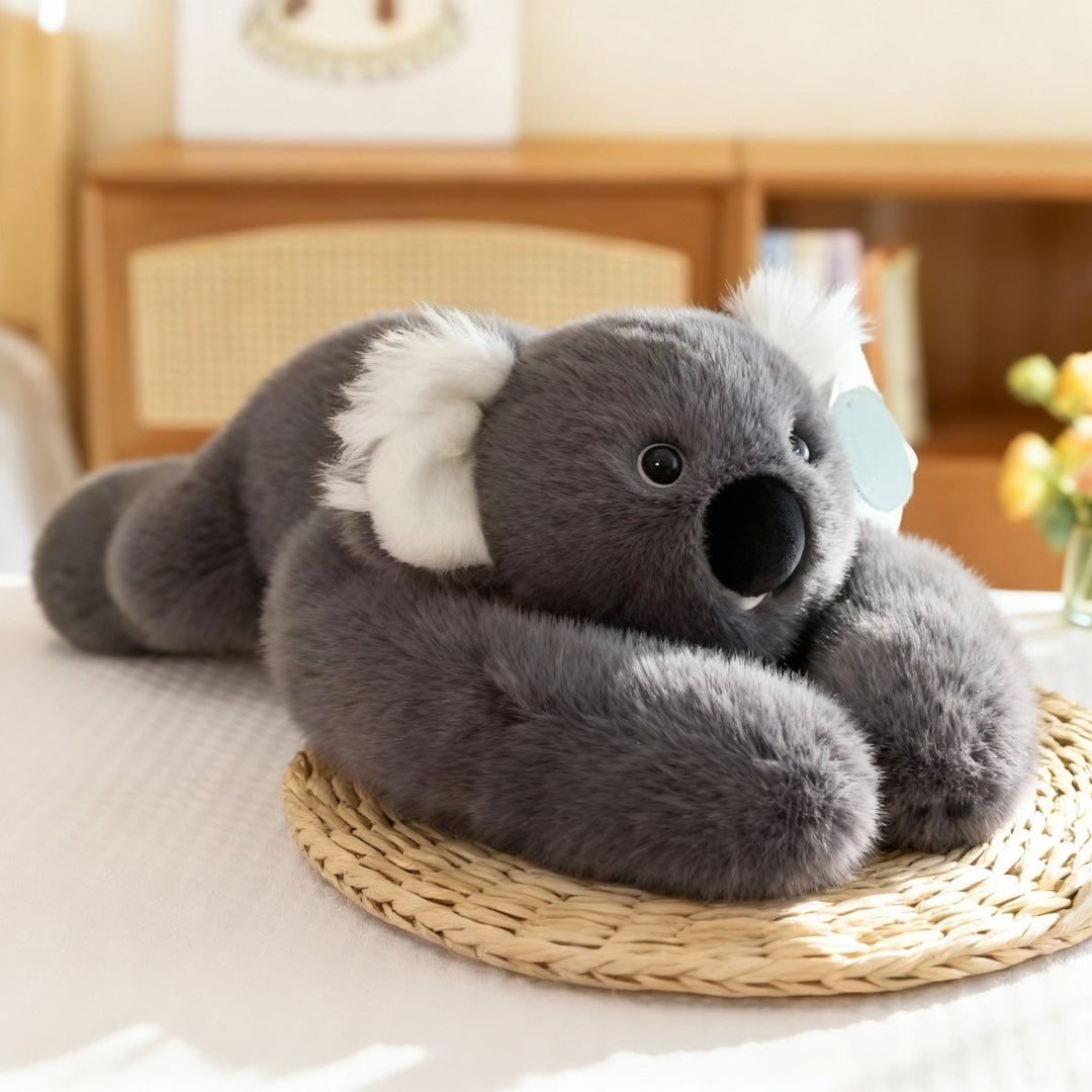 Roter Panda Kuscheltier, extra flauschig und mit langen Armen für maximalen Kuschelspaß.