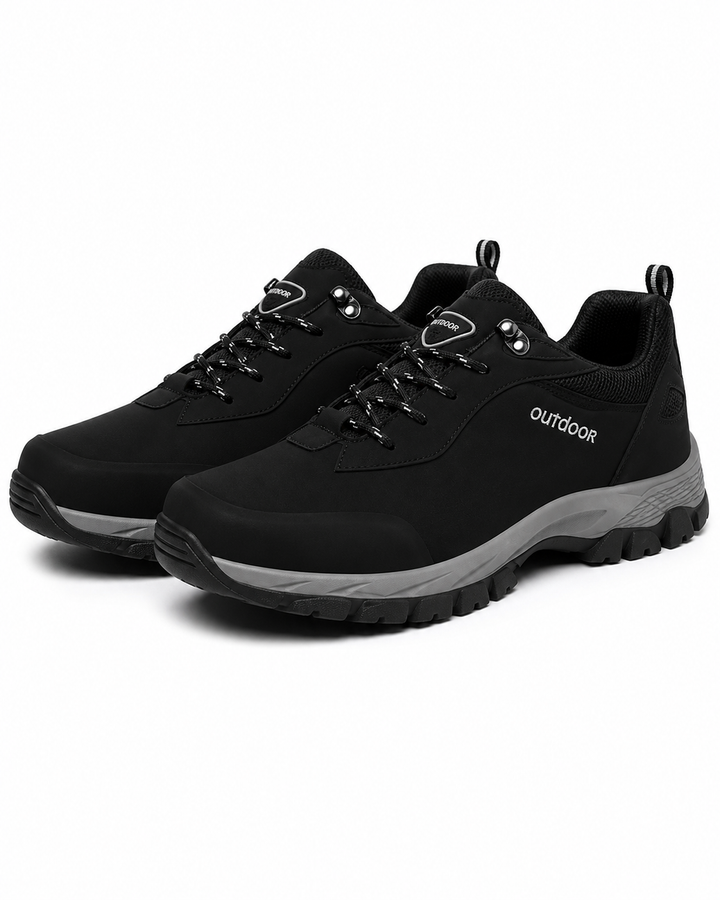 Seitliche Ansicht der Herren Hikingschuhe, strapazierfähig, perfekt für Outdoor-Abenteuer & Wandern.