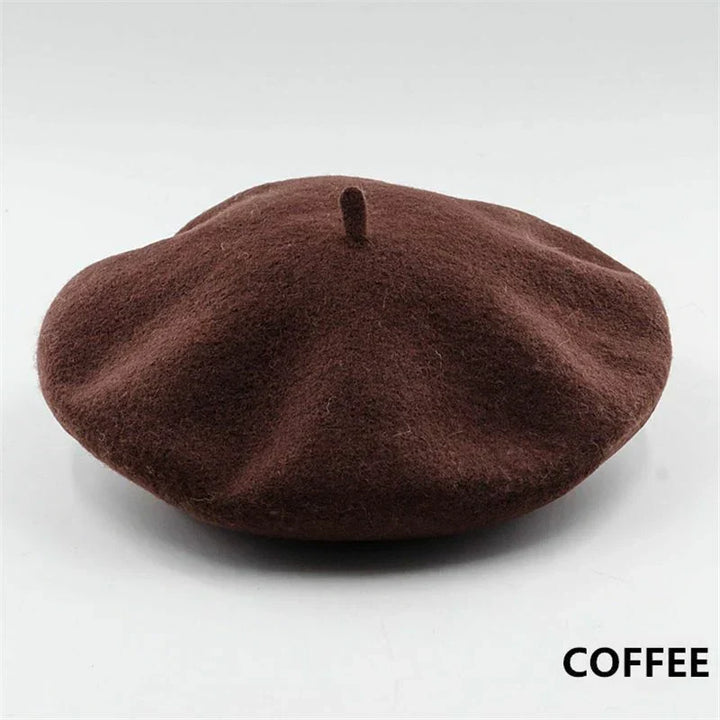 Stilvolles Damen Beret aus Filz, traditioneller Hut mit modernem Charme.