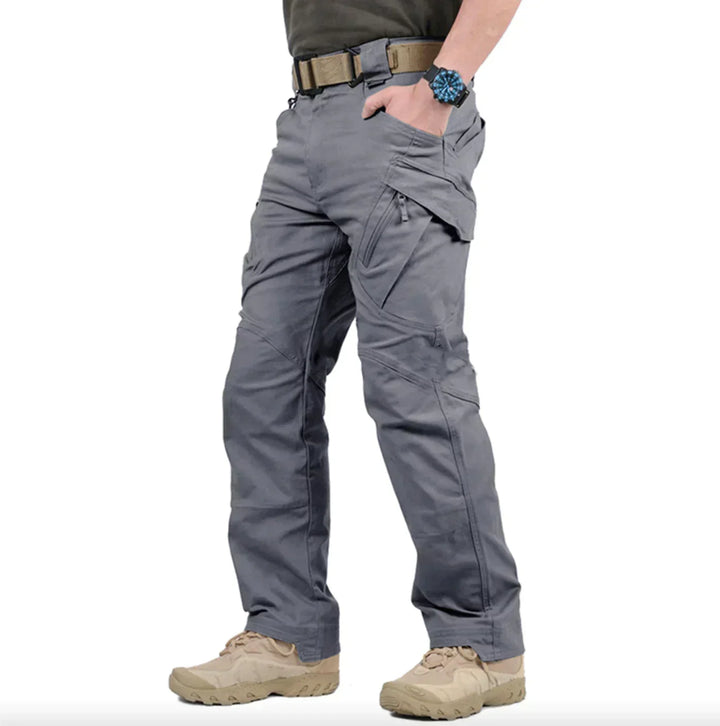 Ergonomisch geschnittene Stretch-Freizeithose für Männer, bequem & langlebig für lange Touren.
