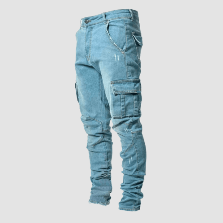 Schwarze Herren Stretchjeans im Cargo-Stil. Komfortable Alltagshose, ideal für entspannte Tage & Männer Mode.