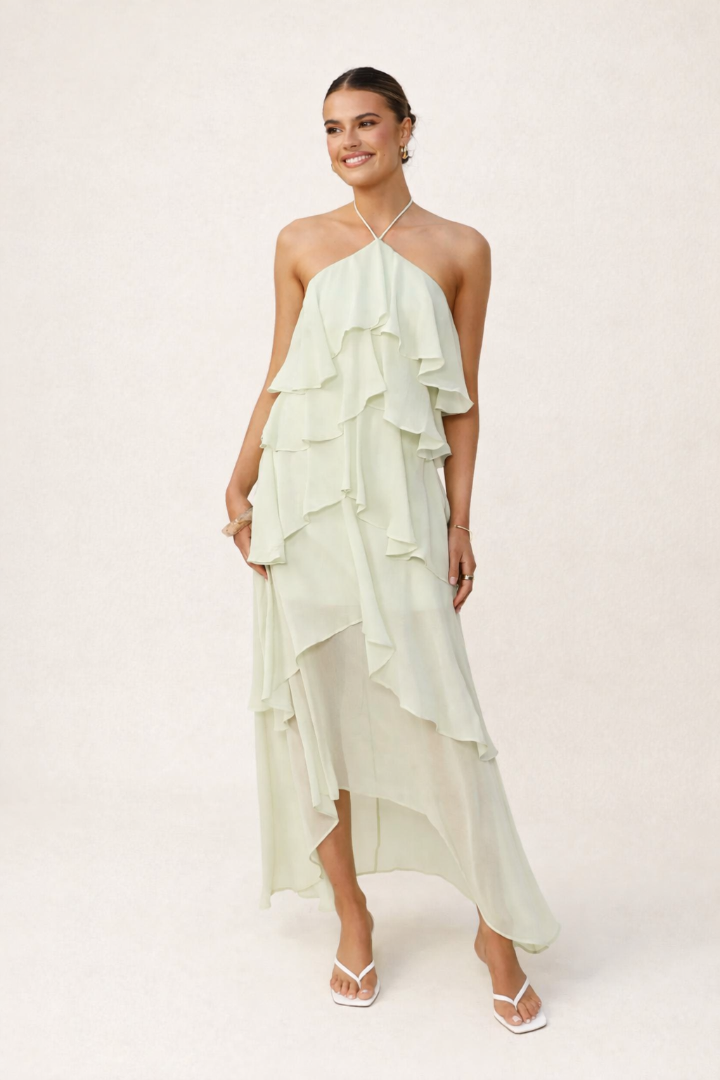 Elegantes Damen Halterneck Maxikleid, lang und rückenfrei, ideal für Hochzeiten und festliche Anlässe.