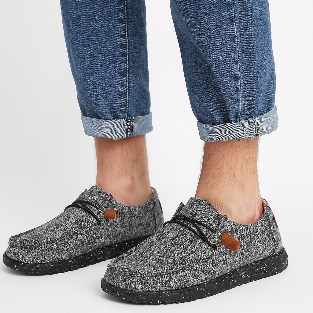 Schwarze Herren Slip-On Loafer für Freizeit & Alltag, bequem & modisch.