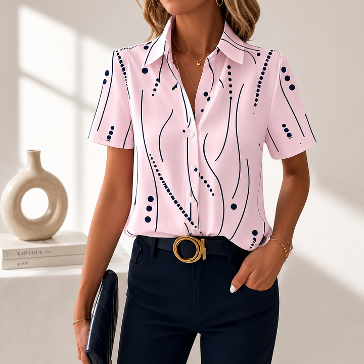 Elegante Damenbluse, abstraktes Muster. Vielseitige Printbluse für stilvolle Büro-Outfits oder Casual-Looks.