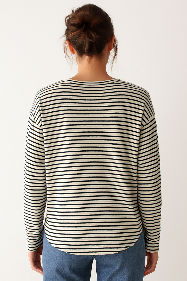 Maritimes Damen Longsleeve gestreift, bequemes Langarmshirt mit Rundhals für den Freizeit-Look.
