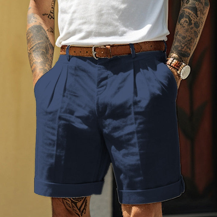 Erick klassische Herren-Bermudas mit Bundfalten. Stilvolle Sommershorts für lässige Eleganz im Alltag.