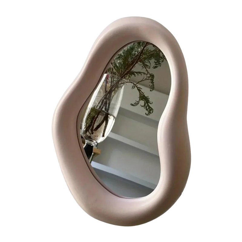 Verzerrter Wandspiegel, modern & dekorativ für Wohnzimmer. Ästhetischer Design Spiegel für stilvolle Inneneinrichtung.