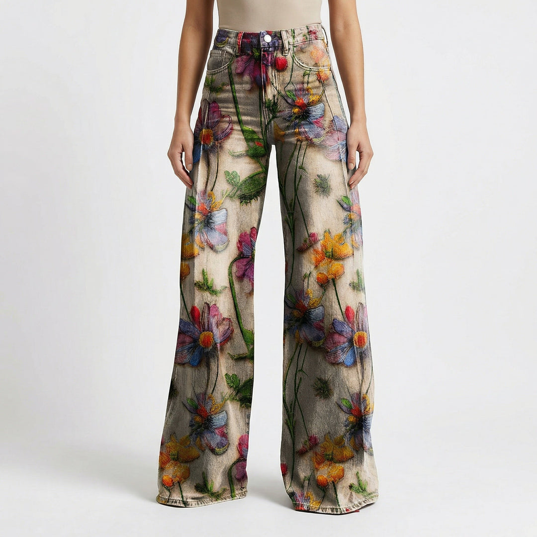 Elegante Musterhose für Damen. Fließender Stoff, weite Beine und ansprechender Print.