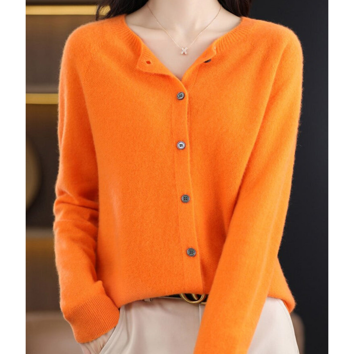 Komfortabler Damen Strickcardigan, V-Ausschnitt, Knopfleiste. Ideal für Herbst/Winter Layering.