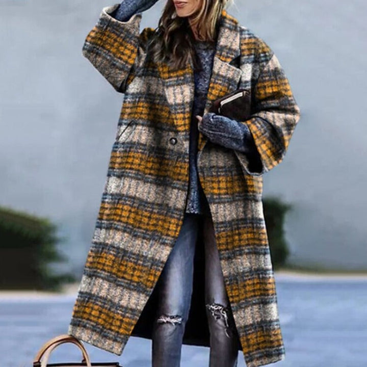 Damen Wintermantel in modernem Design, warm gefüttert, langer Stil, perfekt für elegante Winter-Outfits.