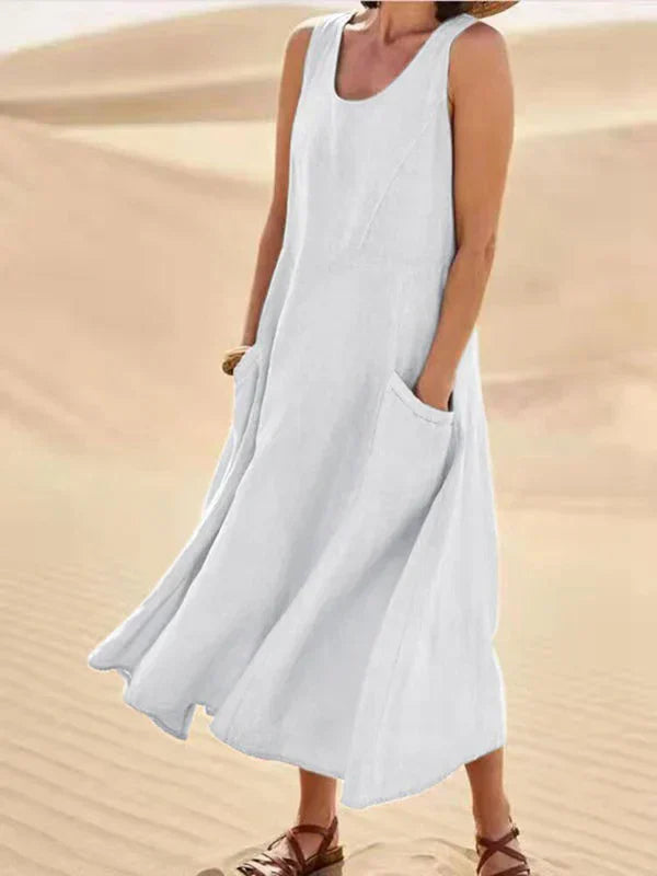 Locker sitzendes Damen Leinenoptik Midi-Kleid mit Taschen, ideal als Sommer- oder Strandkleid.